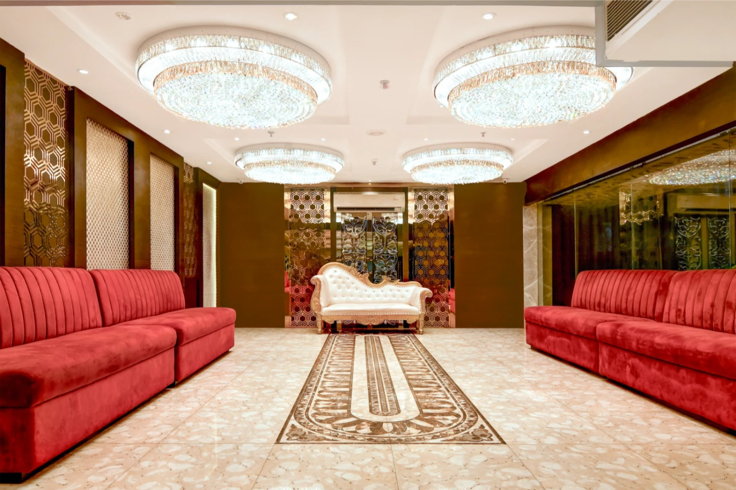 Kzar Central banquets 46